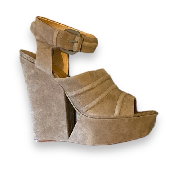 L.A.M.B. Shoes - L.A.M.B. Gwen Stefani Suede Cut Out Platform Wedge Sandals Lamb size 8.5